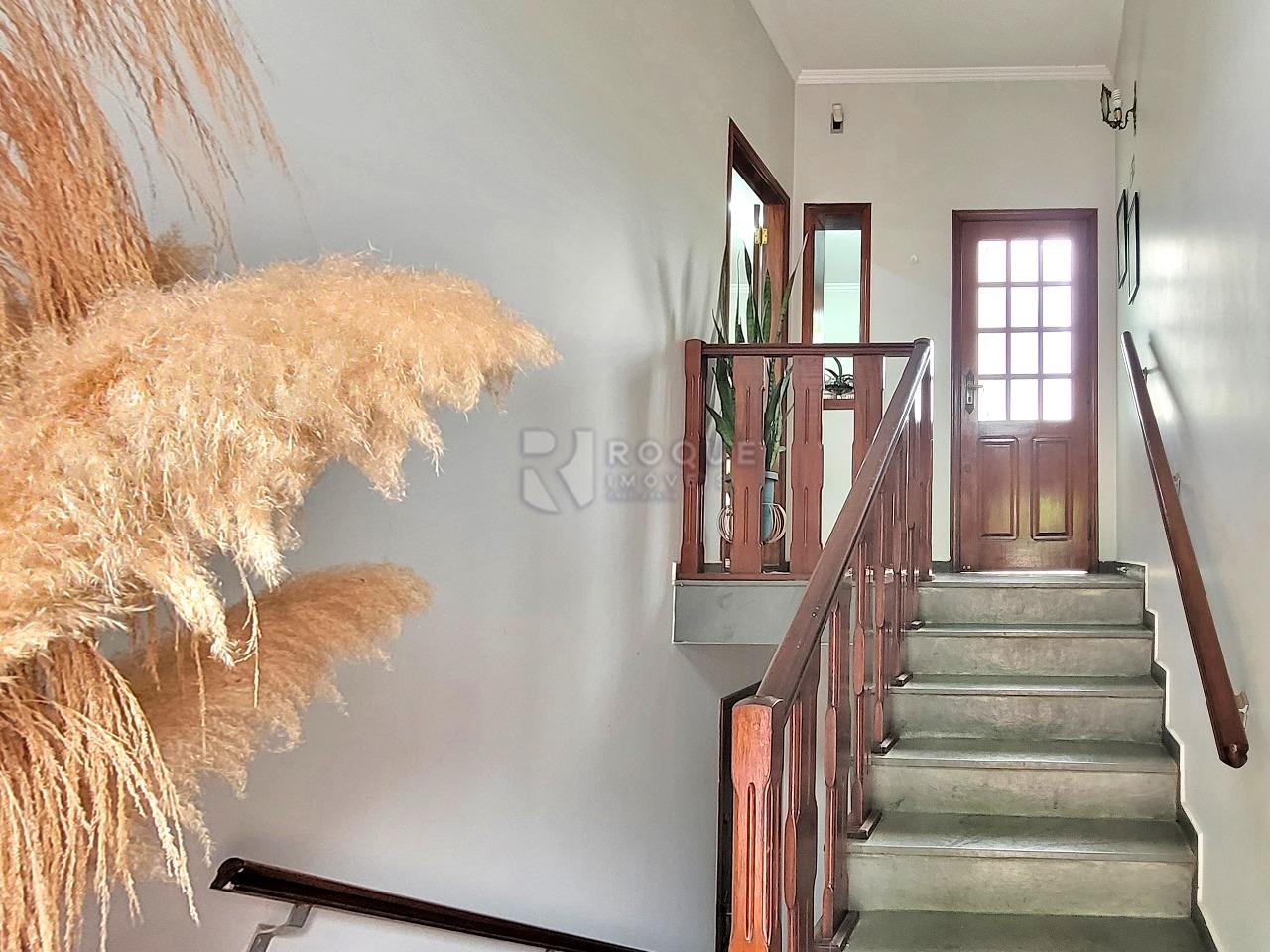 Casa Residencial à venda no bairro Jardim Santa Cecília: ENTRADA SOCIAL