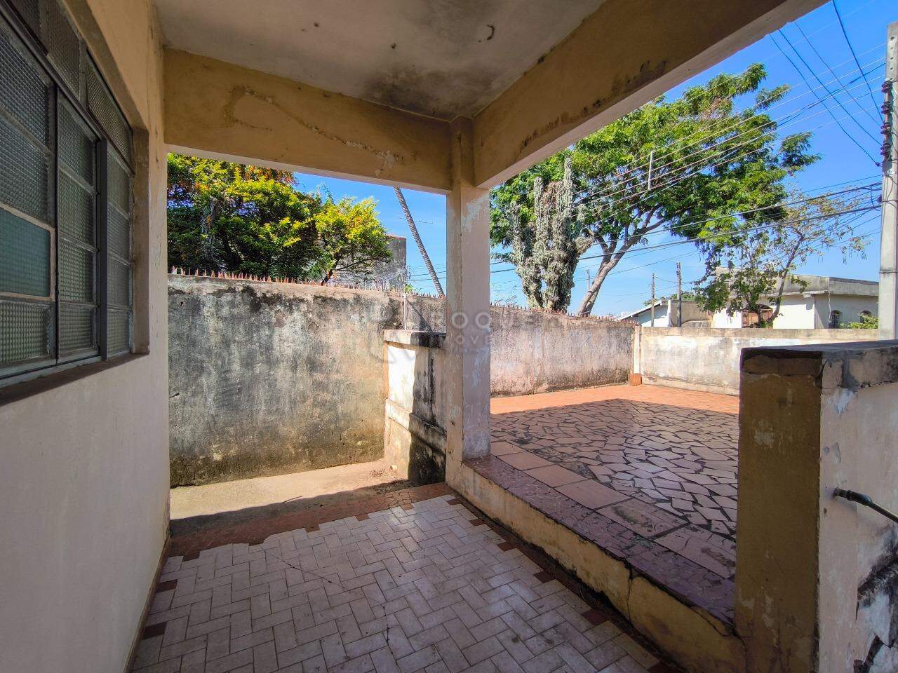 Casa Residencial à venda no bairro Jardim São Manoel: VARANDA