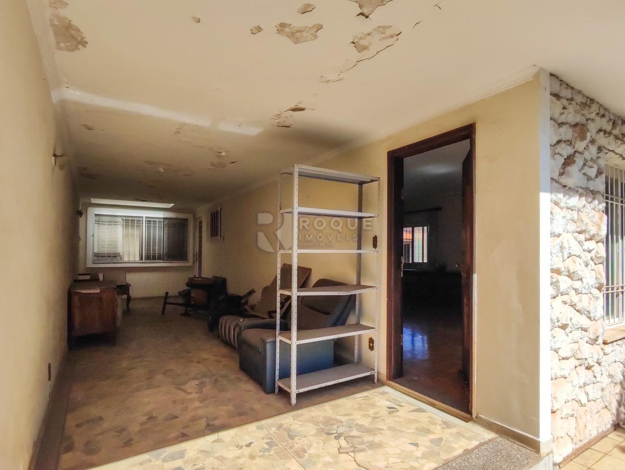 Casa Residencial à venda no bairro Vila Claudia: GARAGEM