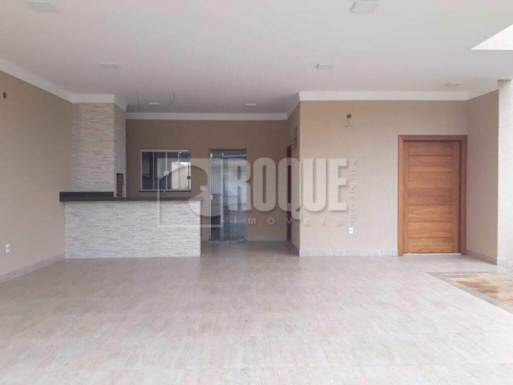 Casa em condomínio à venda no bairro Parque Residencial Roland: 