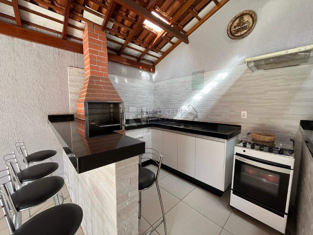 Casa Residencial à venda no bairro Jardim Residencial Roseira: ÁREA GOURMET