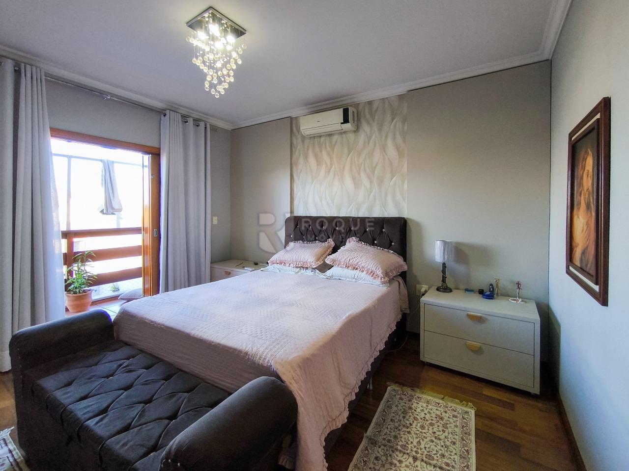 Casa em condomínio à venda no bairro Jardim Residencial Monsenhor Rossi: SUÍTE MASTER