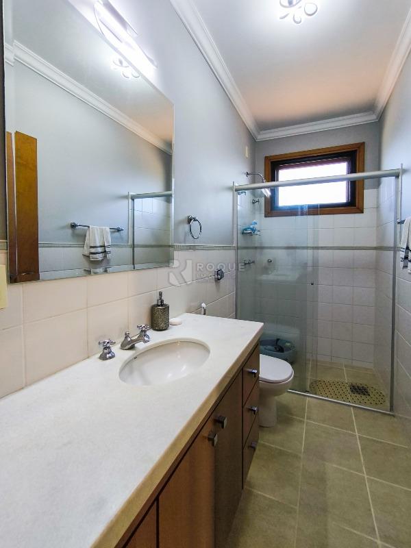 Casa em condomínio à venda no bairro Jardim Residencial Monsenhor Rossi: BANHEIRO SOCIAL