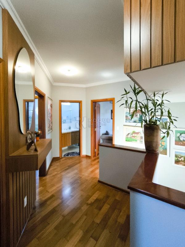 Casa em condomínio à venda no bairro Jardim Residencial Monsenhor Rossi: PISO SUPERIOR