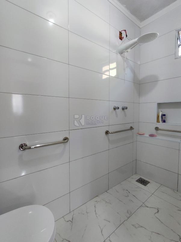 Casa Residencial à venda no bairro Jardim Olga Veroni: BANHEIRO SOCIAL