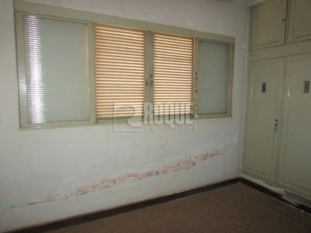 Casa Residencial à venda no bairro Centro: 