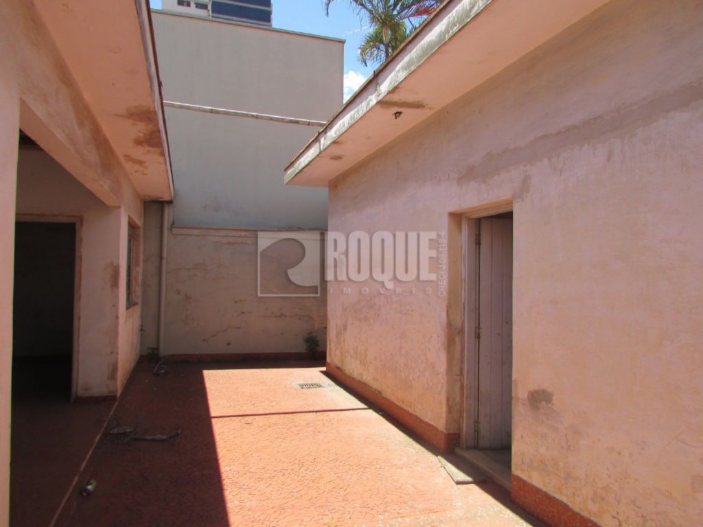 Casa Residencial à venda no bairro Centro: 