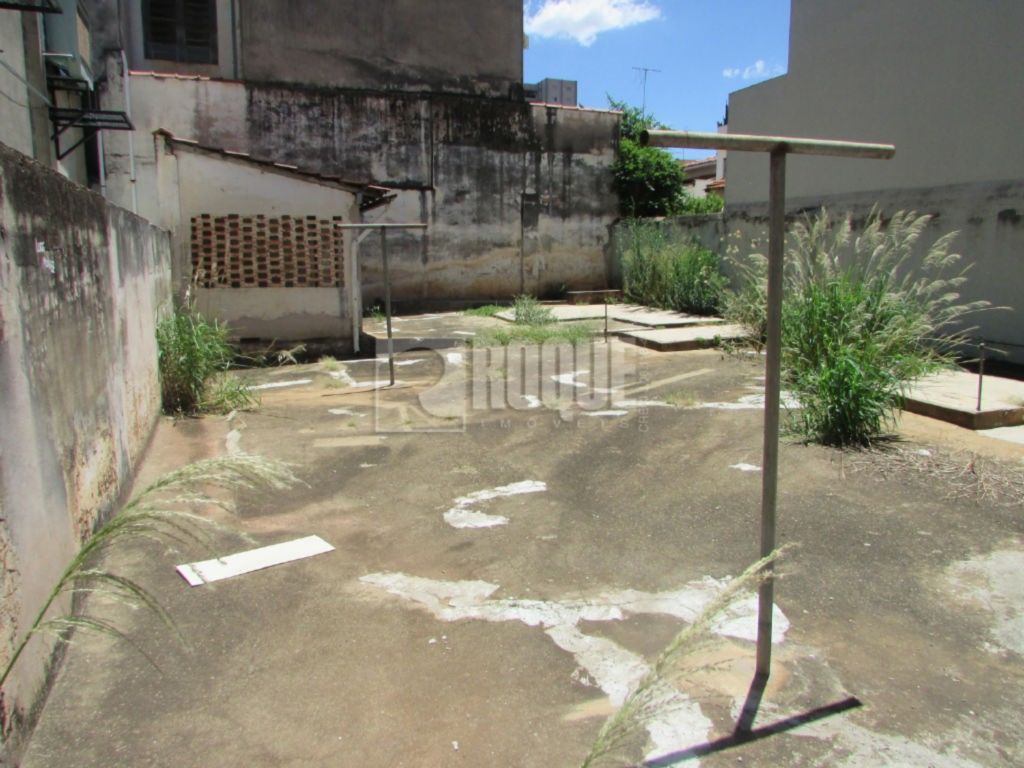 Casa Residencial à venda no bairro Centro: 