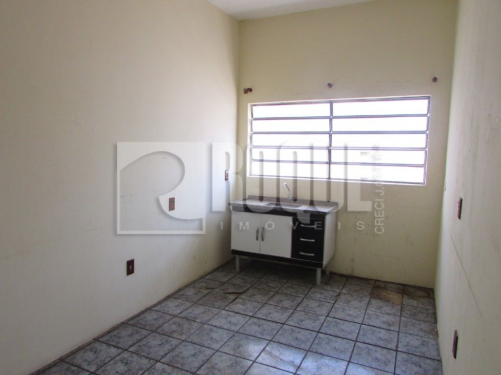 Salas/Conjuntos à venda no bairro Parque Residencial Santa Eulália: