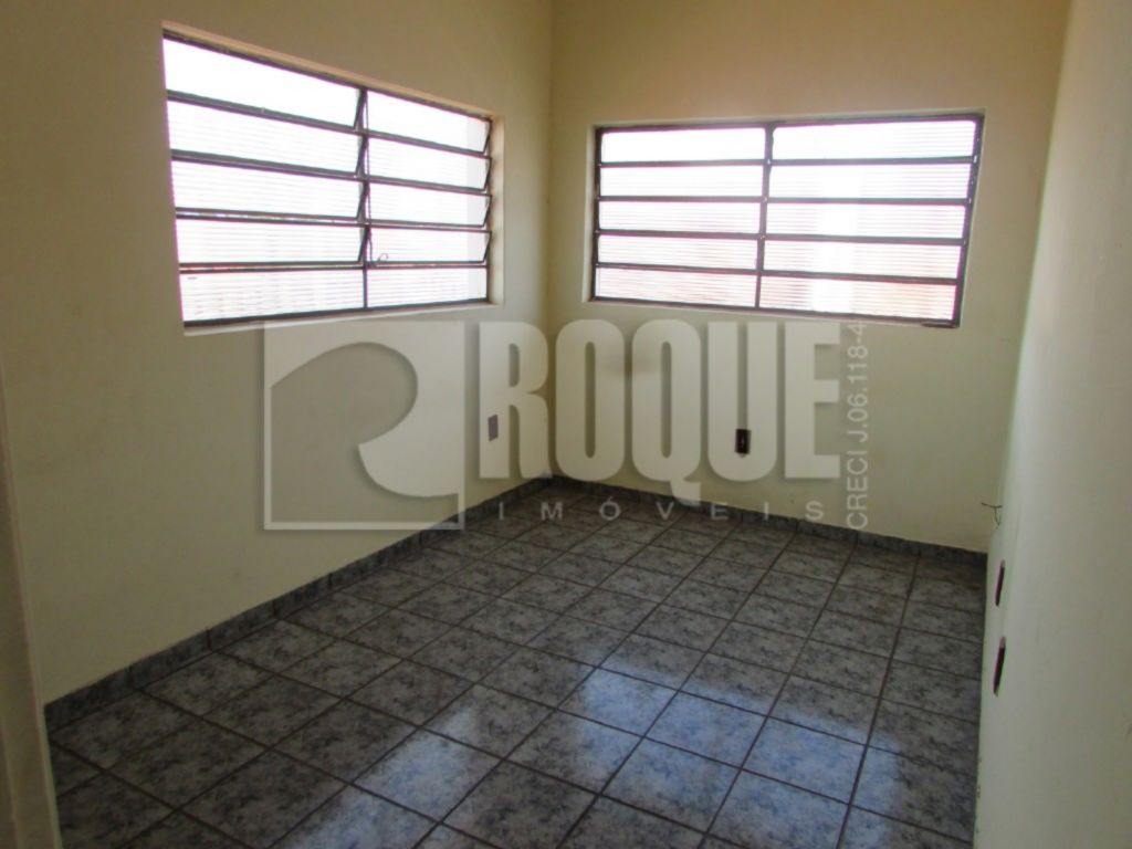 Salas/Conjuntos à venda no bairro Parque Residencial Santa Eulália: