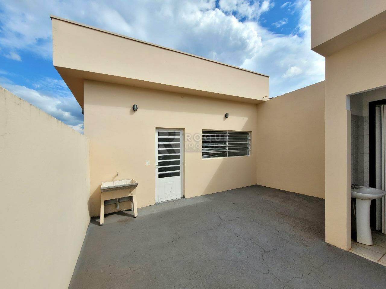Salas/Conjuntos à venda no bairro Parque Residencial Santa Eulália: Pátio Superior