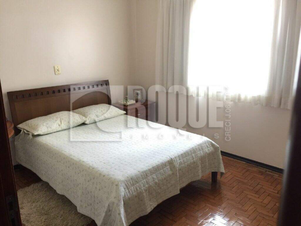 Casa Residencial à venda no bairro Vila Paulista: 