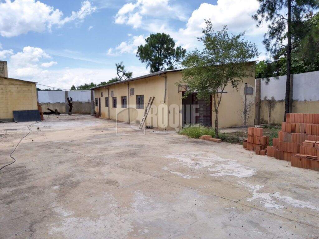 Barracão/Galpão à venda no bairro Jardim do Lago:
