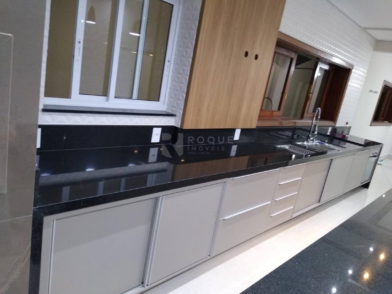 Casa em condomínio à venda no bairro Villa San Marino: 