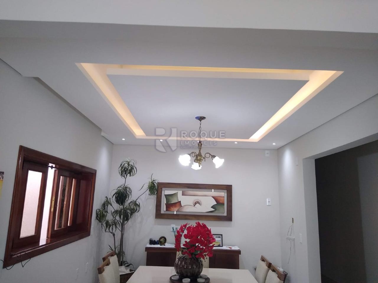 Casa em condomínio à venda no bairro Villa San Marino: 