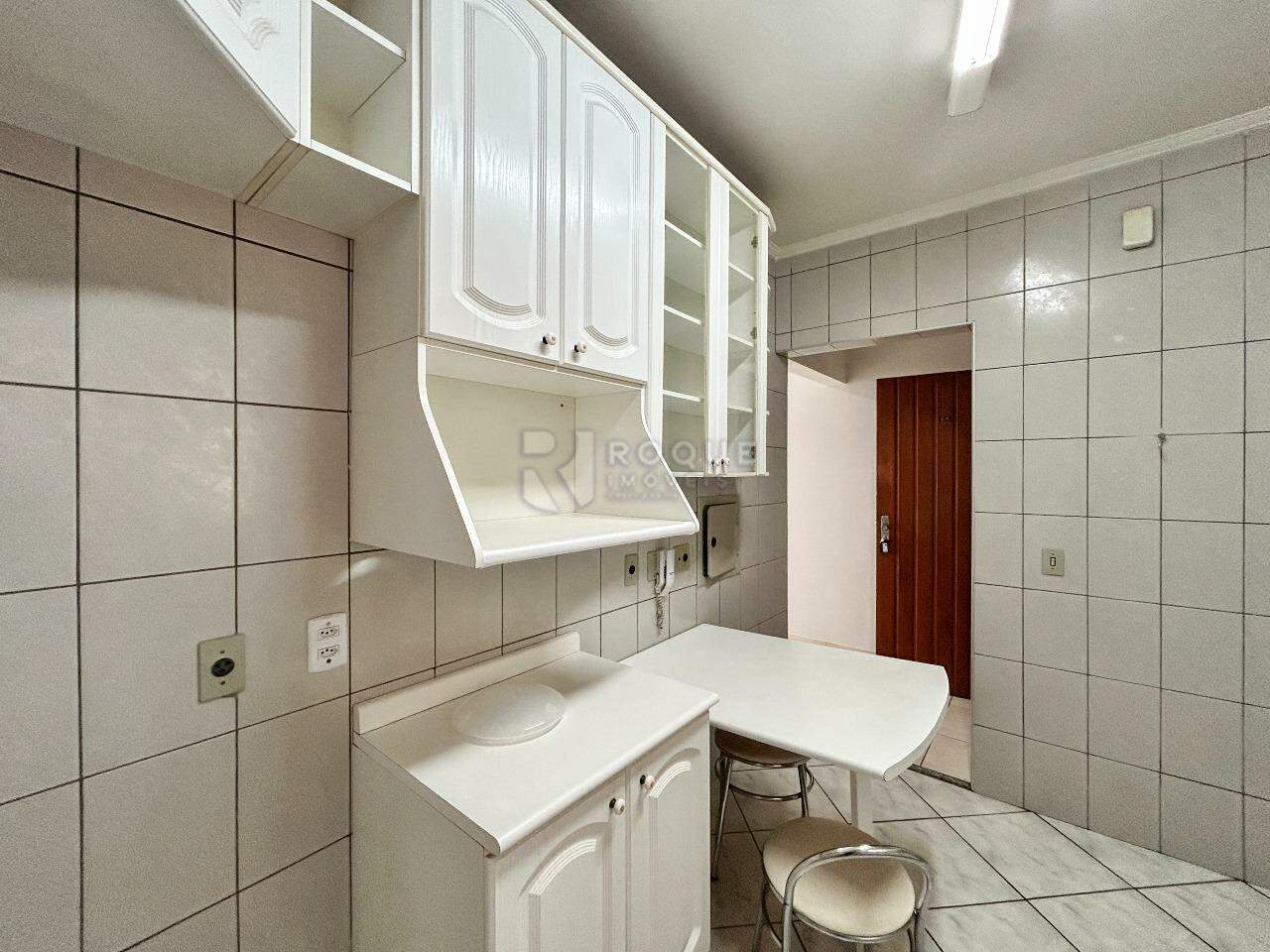 Apartamento para aluguel no bairro Vila Conceição: Cozinha
