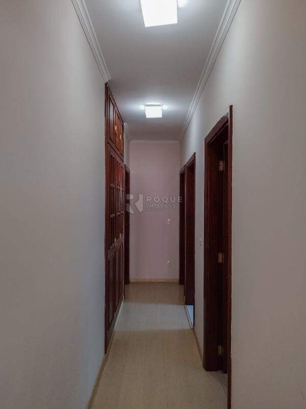 Casa em condomínio para aluguel no bairro Jardim Residencial Monsenhor Rossi: Hall