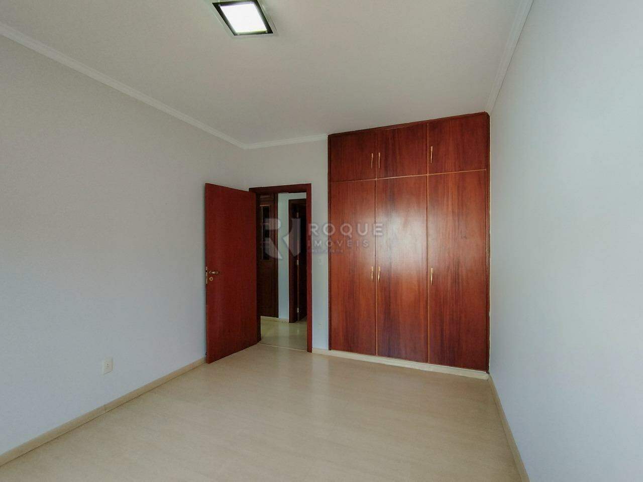 Casa em condomínio para aluguel no bairro Jardim Residencial Monsenhor Rossi: Dormitório 2