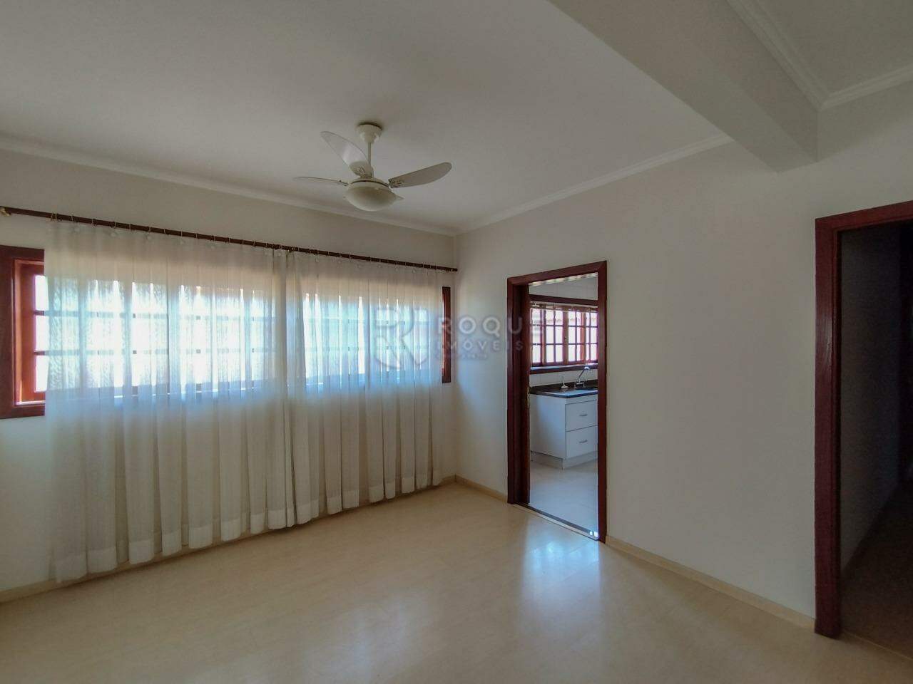 Casa em condomínio para aluguel no bairro Jardim Residencial Monsenhor Rossi: Sala 2