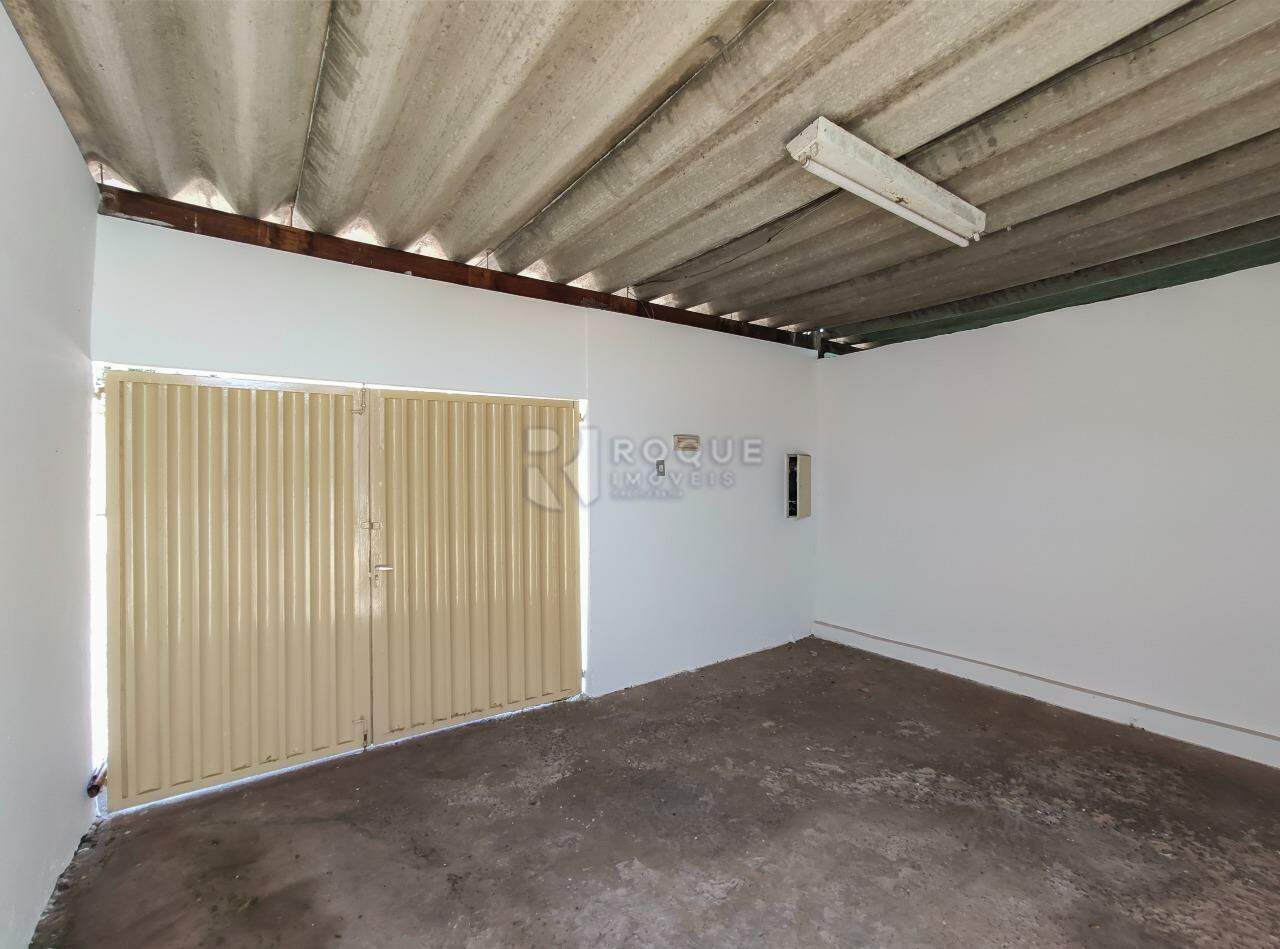 Casa Residencial para aluguel no bairro Jardim Nossa Senhora do Amparo: Garagem 