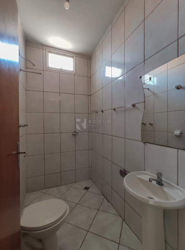 Casa Residencial para aluguel no bairro Jardim Nossa Senhora do Amparo: WC social 