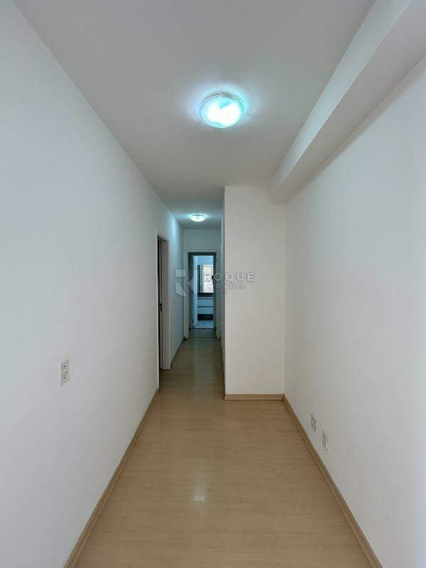 Apartamento para aluguel no bairro Jardim Esmeralda: Hall 