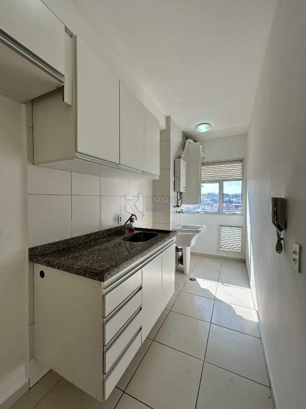Apartamento para aluguel no bairro Jardim Esmeralda: Cozinha