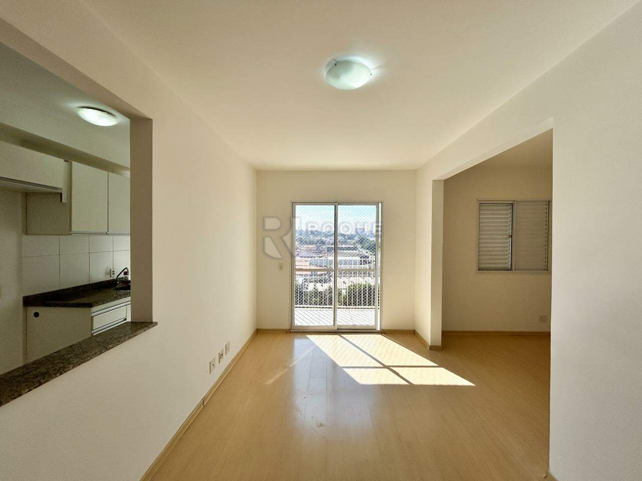 Apartamento para aluguel no bairro Jardim Esmeralda: Sala