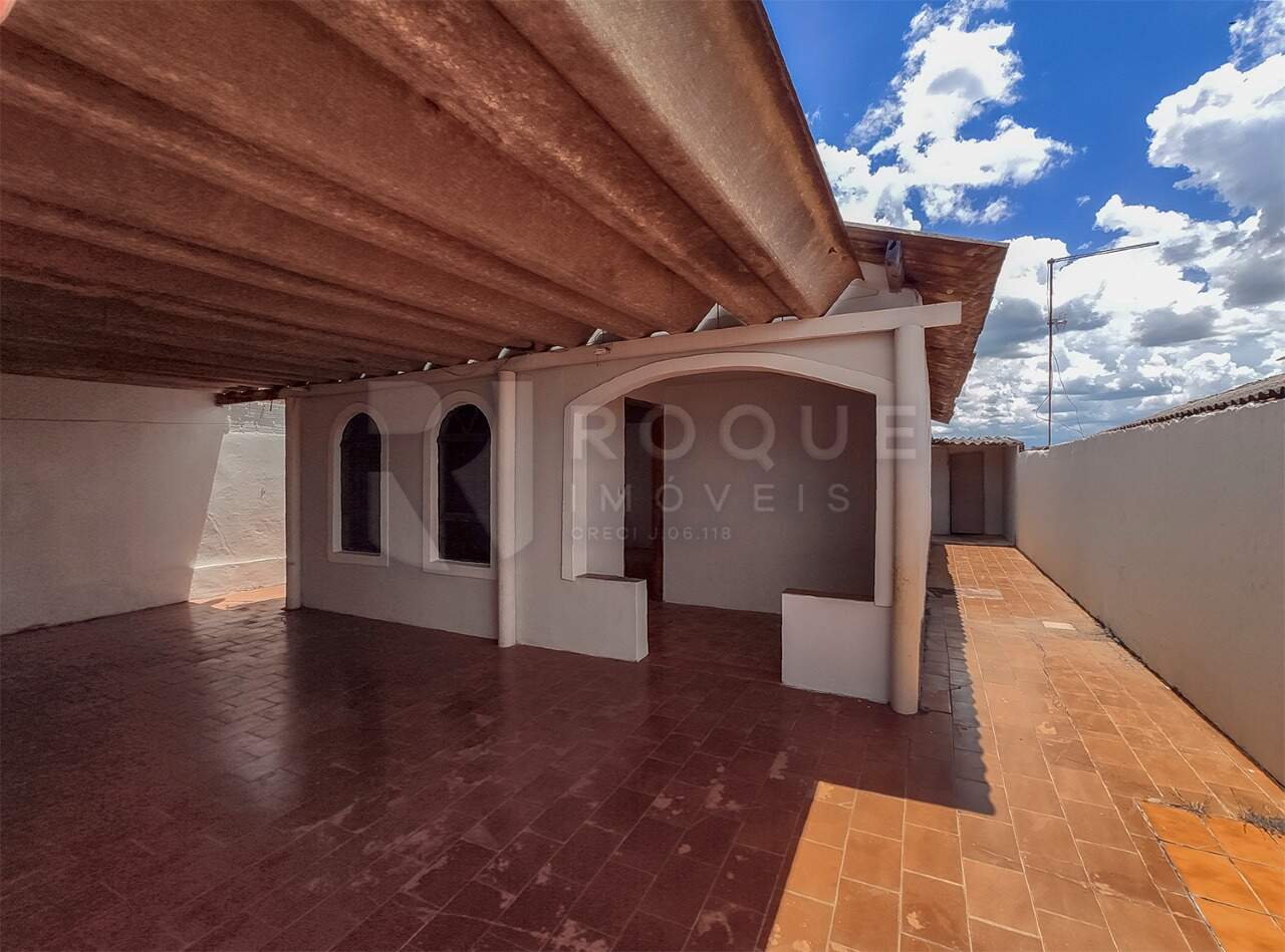 Casa Residencial para aluguel no bairro Conjunto Residencial Victor D’Andrea: Garagem 