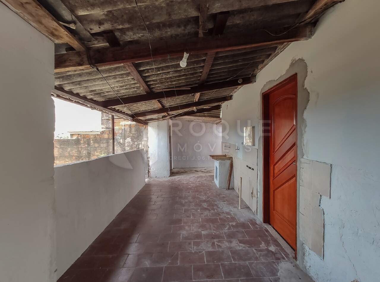 Casa Residencial para aluguel no bairro Conjunto Residencial Victor D’Andrea: Racho fundo / Área de serviço 
