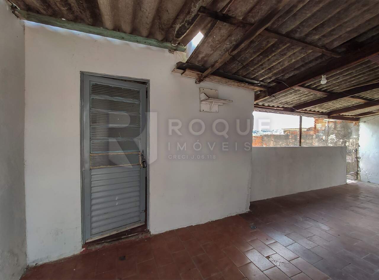 Casa Residencial para aluguel no bairro Conjunto Residencial Victor D’Andrea: Rancho fundo 