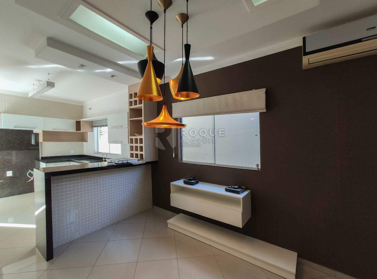 Casa Residencial para aluguel no bairro Jardim Santa Adélia: Sala 