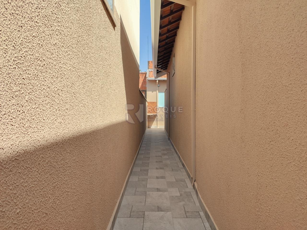 Casa Residencial para aluguel no bairro Parque Residencial Santa Eulália: Corredor 