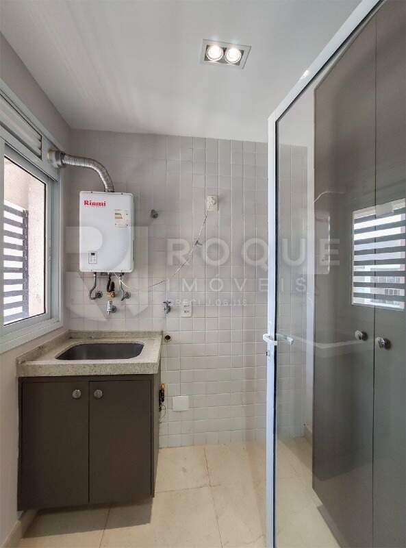Apartamento para aluguel no bairro Jardim Aquárius: Área de serviço