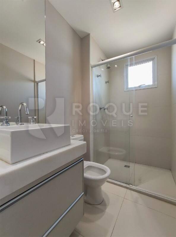 Apartamento para aluguel no bairro Jardim Aquárius: WC suite