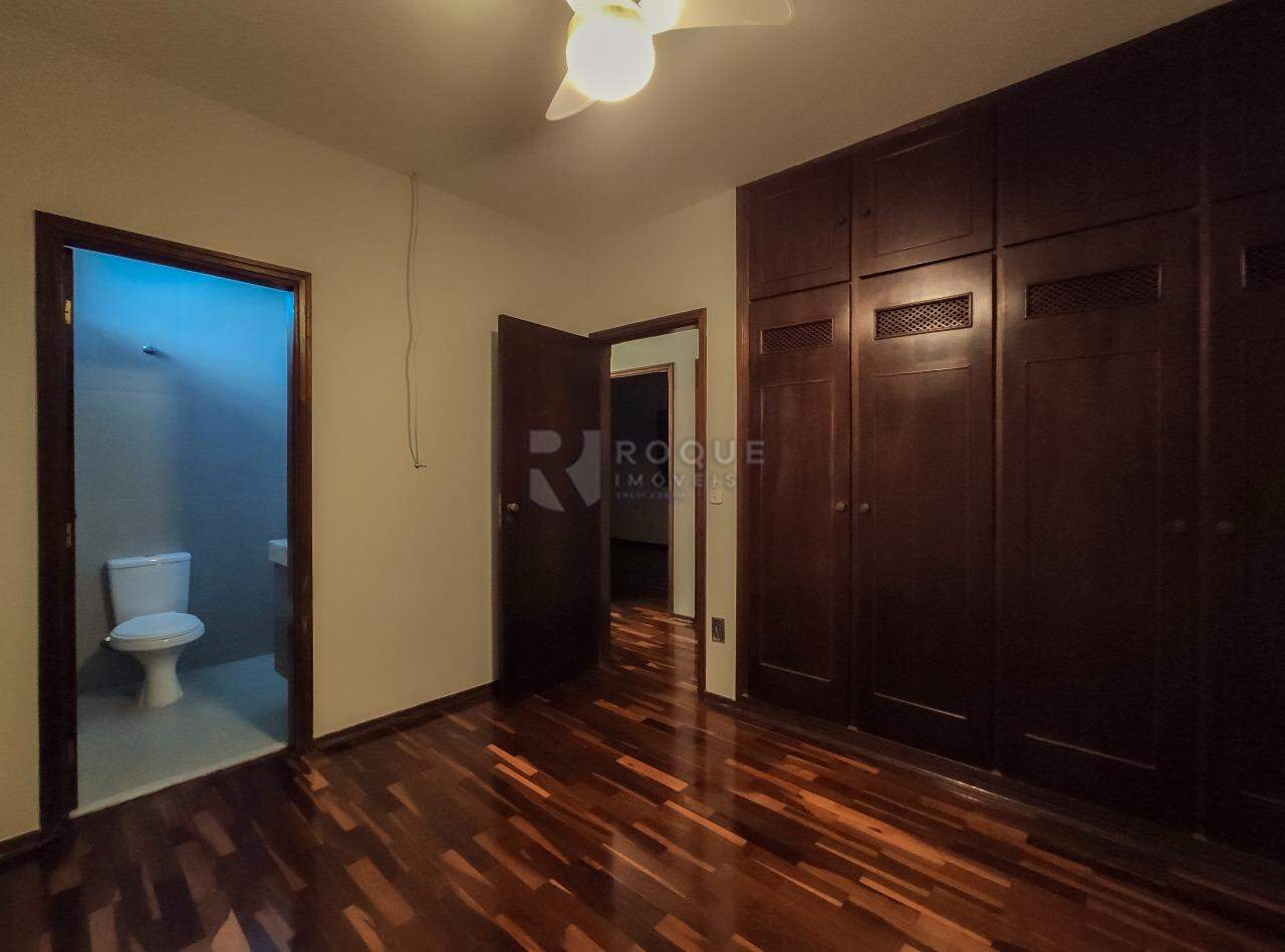 Casa Residencial para aluguel no bairro Jardim Esmeralda: Dormitório 3 suíte