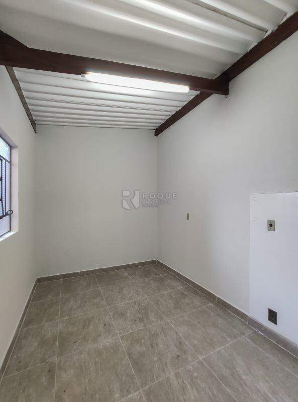 Casa Residencial para aluguel no bairro Jardim Esmeralda: Área de serviço