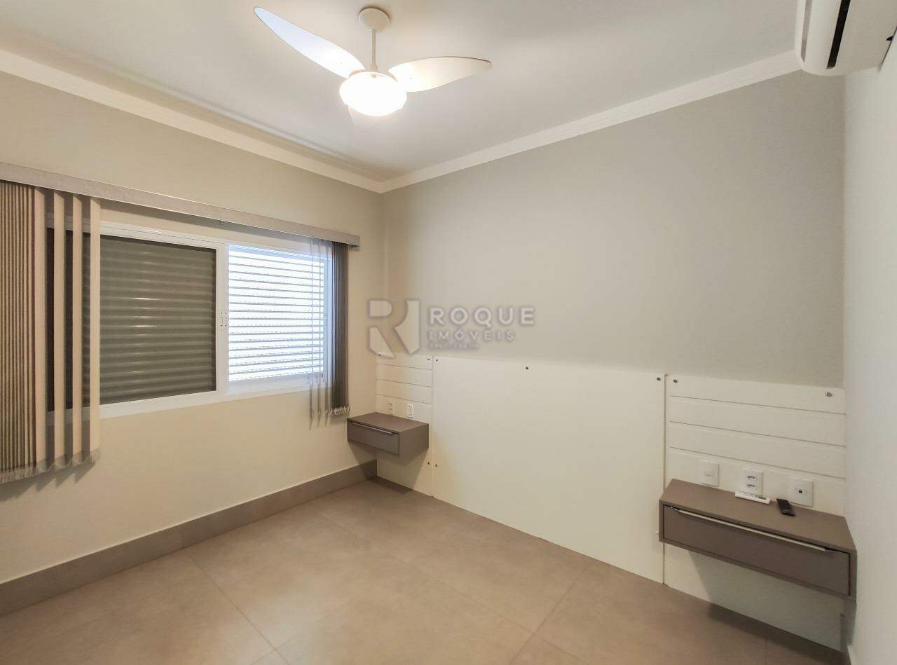 Casa em condomínio para aluguel no bairro Residencial Greville: Suíte 2