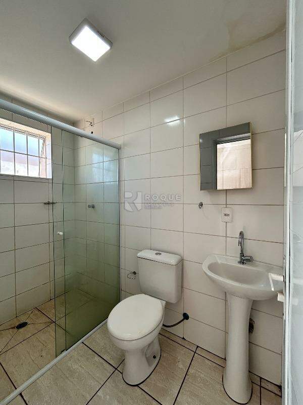 Kitnet para aluguel no bairro Jardim Cidade Universitária I: WC social