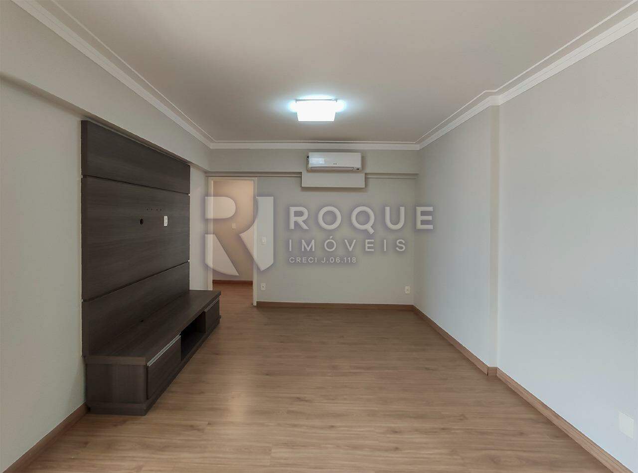Apartamento para aluguel no bairro Jardim Santo André: Sala 