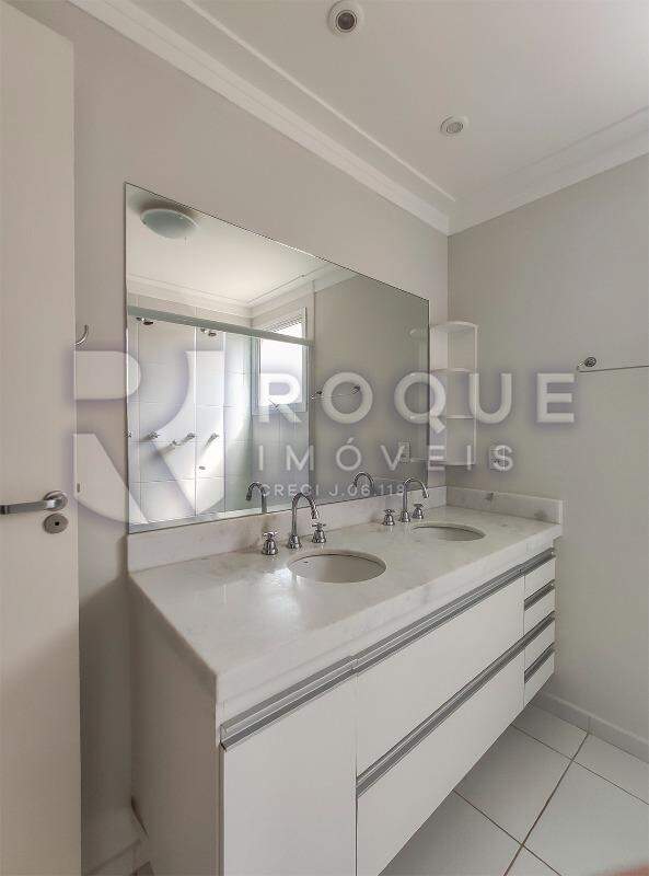Apartamento para aluguel no bairro Jardim Santo André: WC suíte 