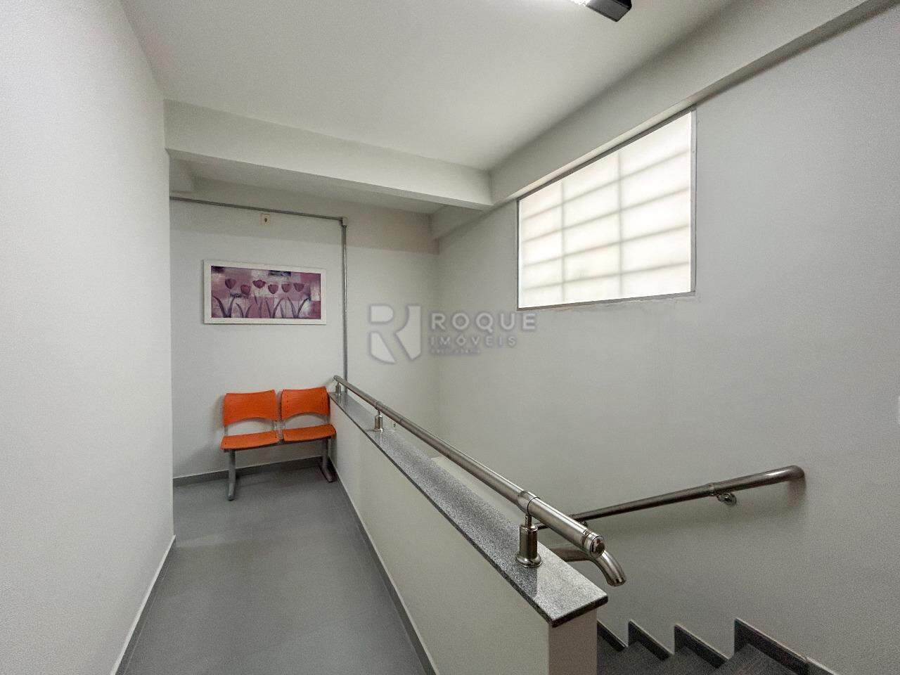 Salas/Conjuntos para aluguel no bairro Centro: Hall em comum