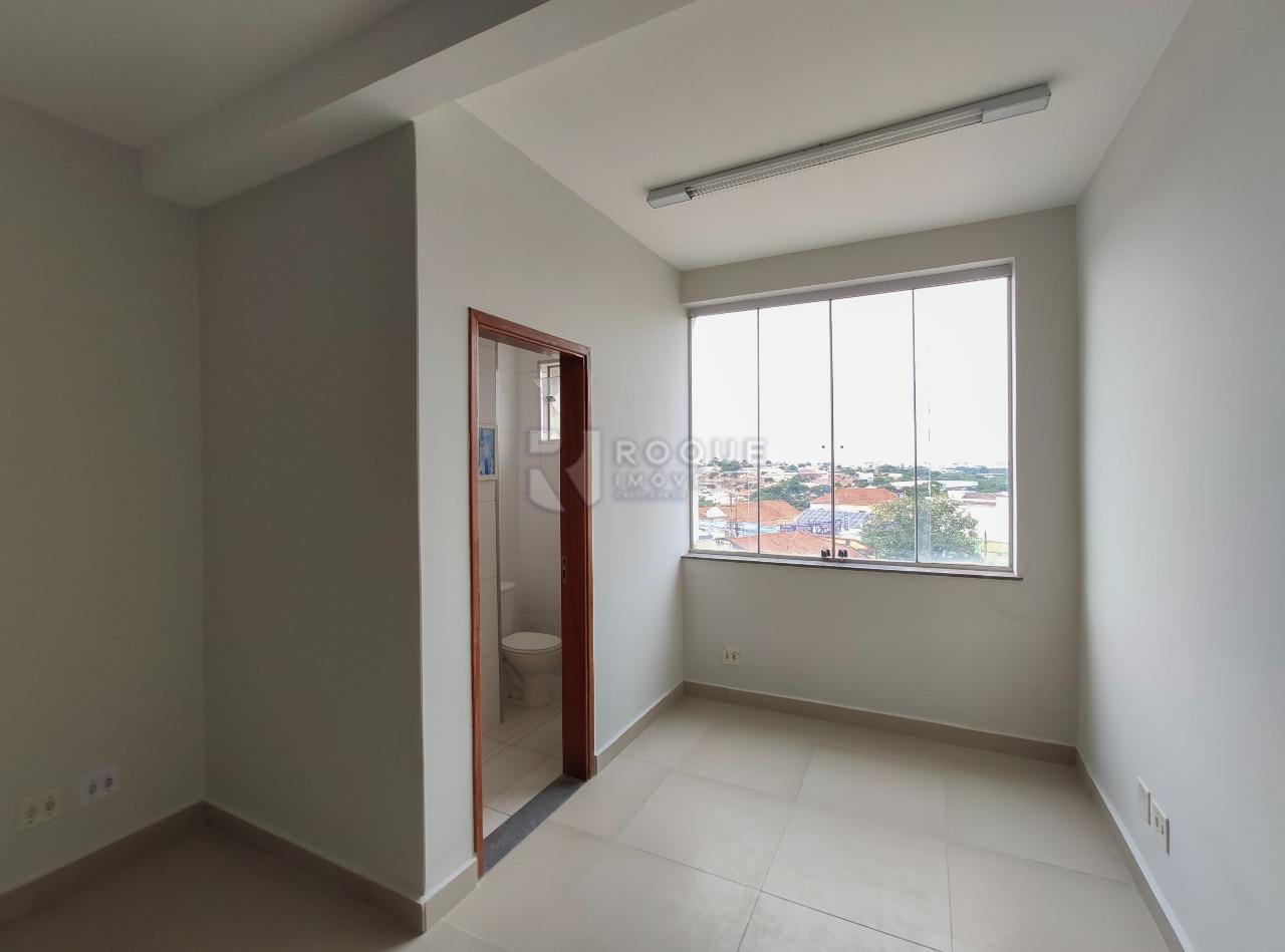 Salas/Conjuntos para aluguel no bairro Centro: Sala 