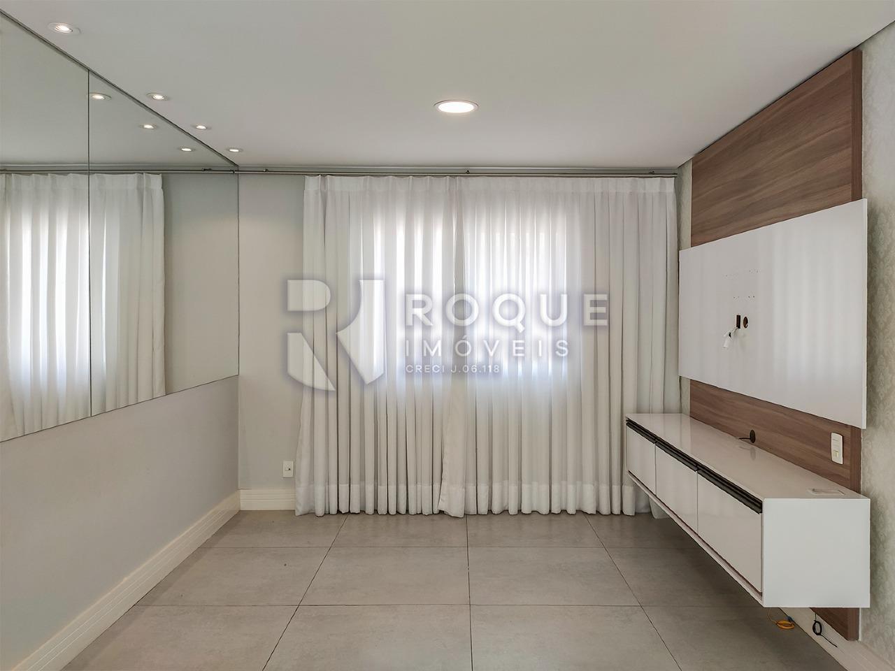 Casa em condomínio para aluguel no bairro Jardim Montezuma: Sala 