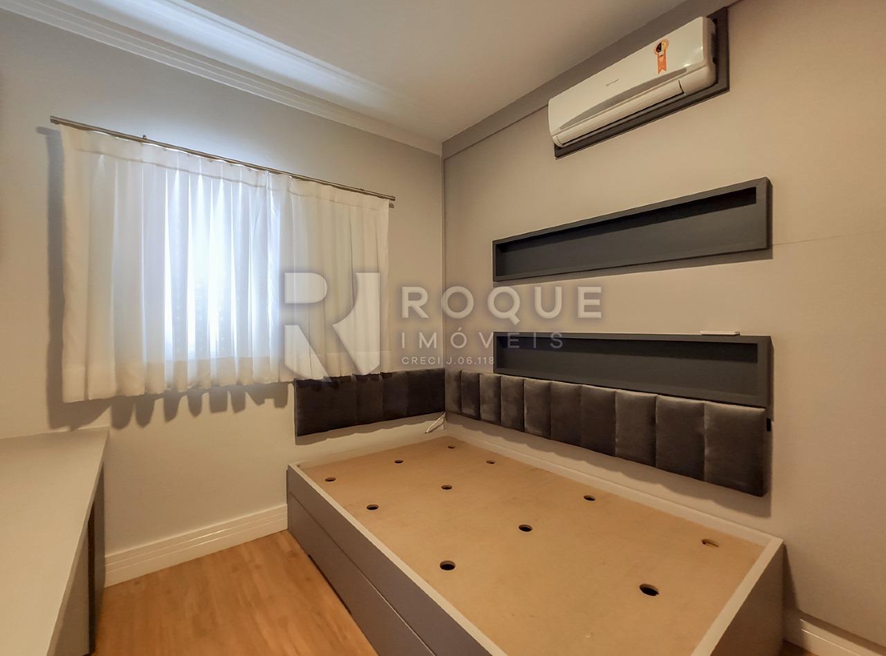 Casa em condomínio para aluguel no bairro Jardim Montezuma: Suíte 1 segundo andar 