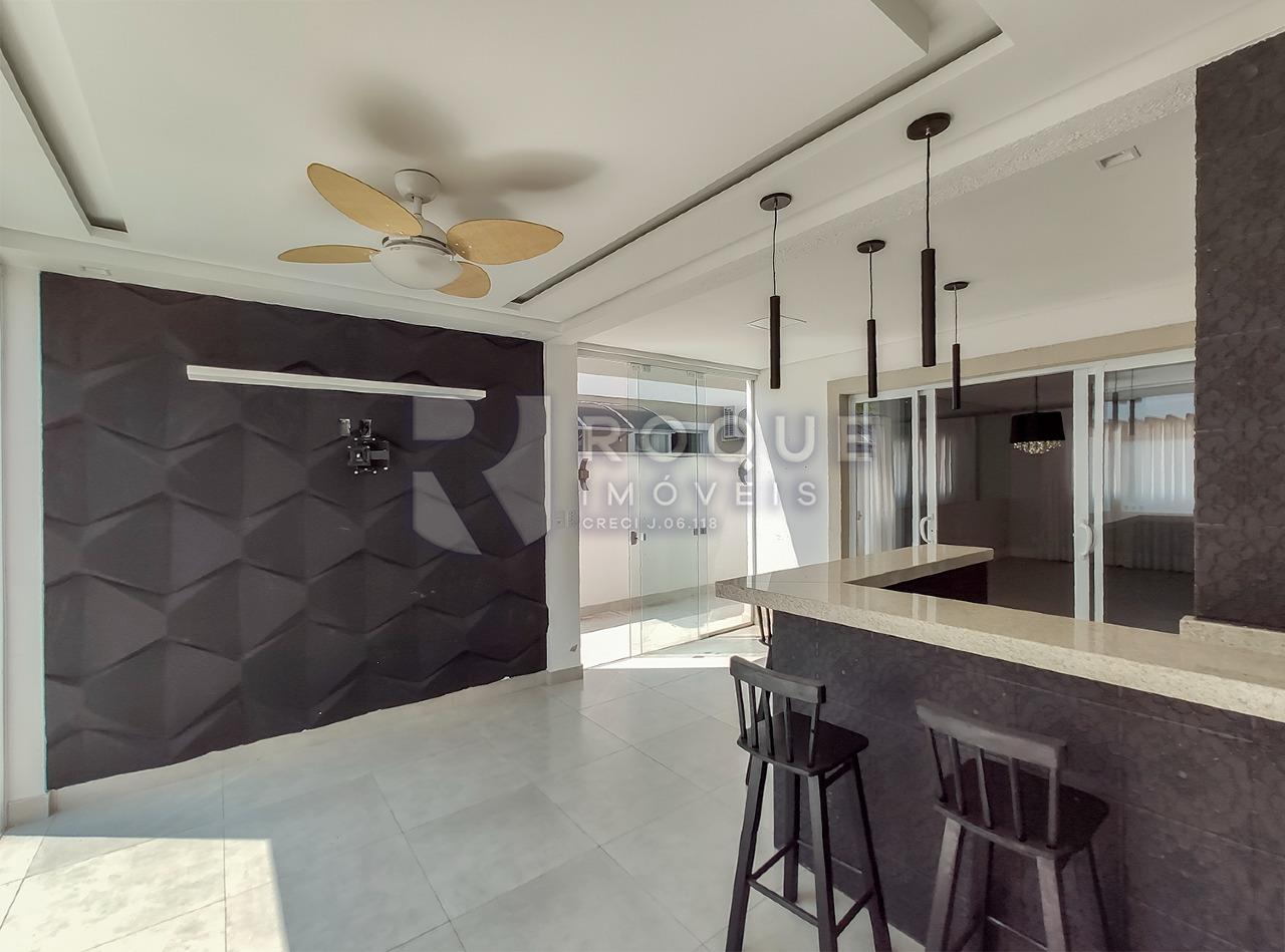 Casa em condomínio para aluguel no bairro Jardim Montezuma: Área gourmet