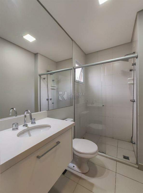 Casa em condomínio para aluguel no bairro Jardim Montezuma: WC suíte 3 segundo andar
