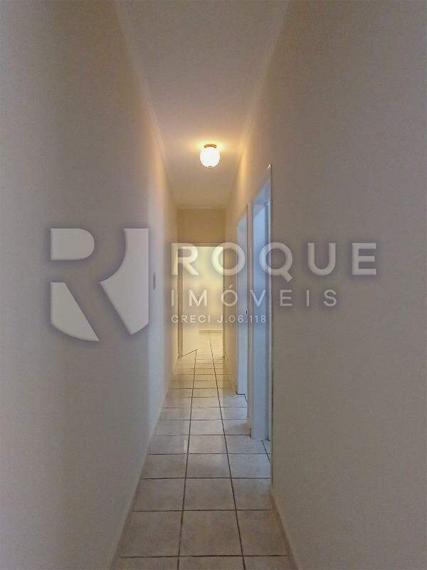 Casa Residencial para aluguel no bairro Jardim São Roque: Hall
