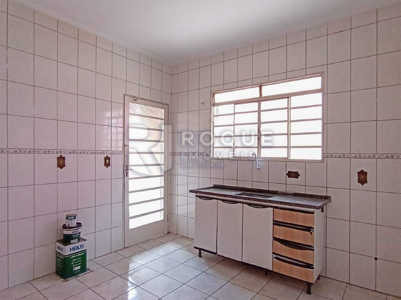 Casa Residencial para aluguel no bairro Jardim São Roque: Cozinha 