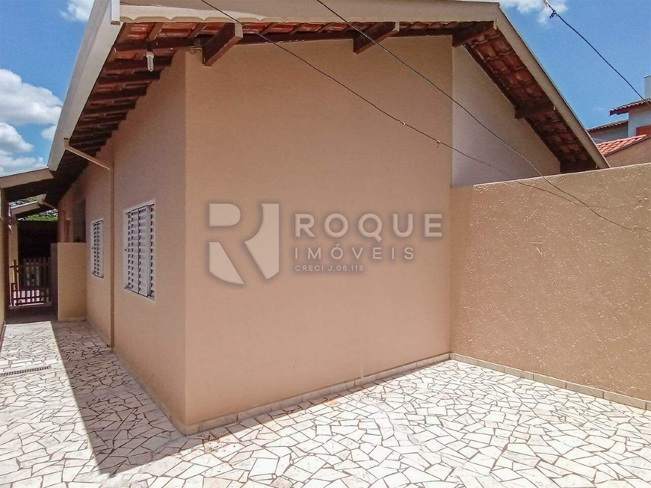 Casa Residencial para aluguel no bairro Jardim São Roque: Fundo